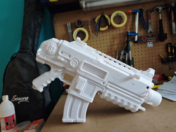 Réplica Impresa en 3D – Bolter Warhammer 40K
