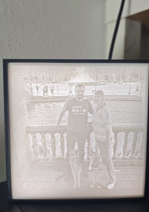 Litofanía Personalizada 15 x 15 cm con Luz – Da vida a tus recuerdos