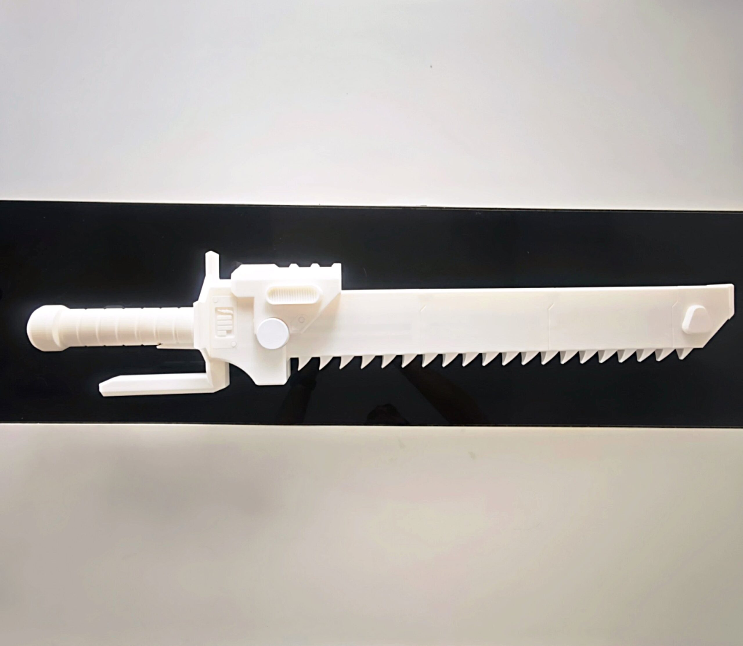 Espada Sierra Chainsword MK1 – Réplica Impresa en 3D | Tamaño Real | Cosplay y Coleccionismo - Imagen 6